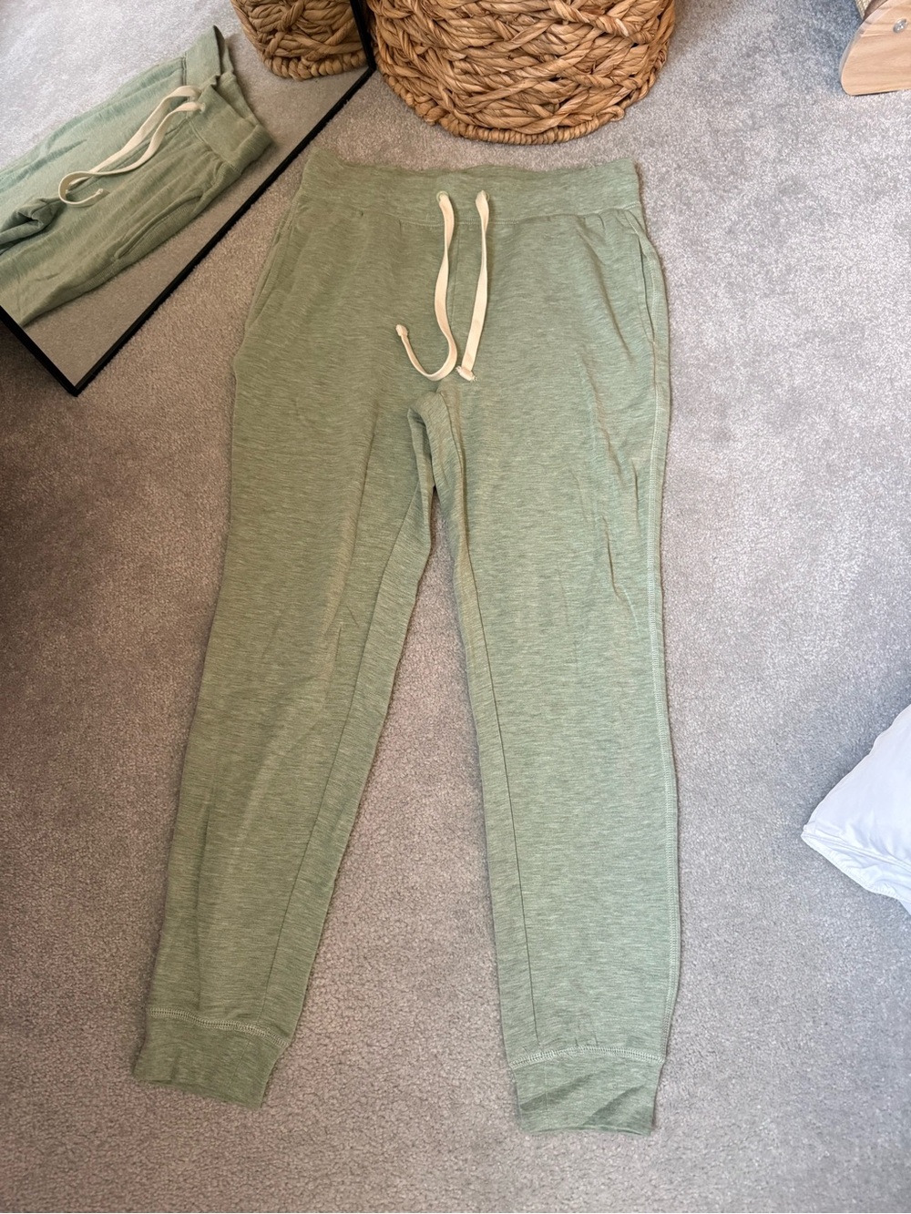 Thread & Supply Green Jogger Sweatpants with Drawstring